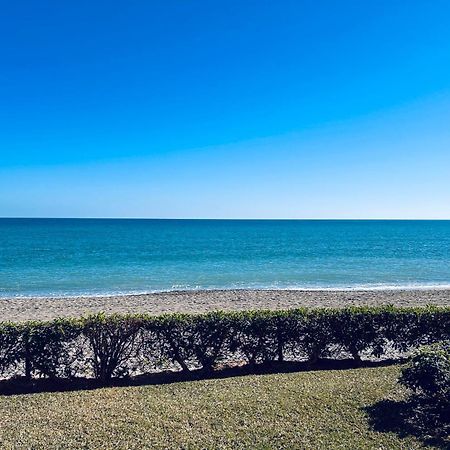 Beachfront Nudist Apartment In Vera Playa Playas de Vera Buitenkant foto